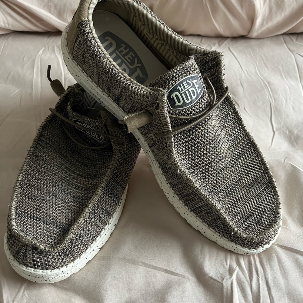 Hey Dude Men's Brown Knit Loafers